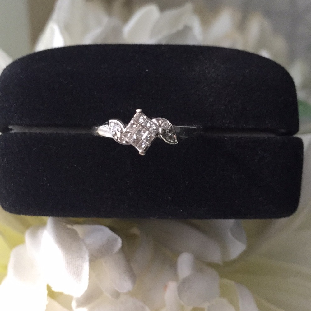 💍 Real diamond/white gold ring